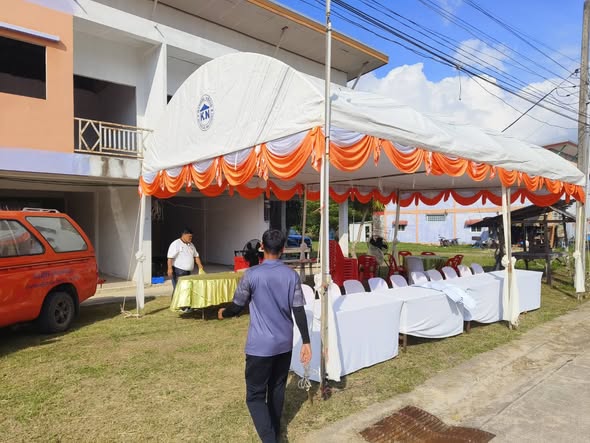 วันที่ 30 ธันวาคม 22568 นายเศกสิทธิ์ ศรีสำราญ ปลัด อบต.สินปุน ปฏิบัติหน้านายก อบต.สินปุน อ.พระแสง มอบหมาย งานป้องกันฯสำนักปลัดจัดเตรียมความพร้อม กิจกรรมรณรงค์ป้องกันและลดอุบัติเหตุบนท้องถนนช่วงเทศกาลปีใหม่2569 ระหว่างวันที่ 31 ธันวาคม 2568 - วันที่ 4 มกราคม 2569 ณ ด้านชุมชนบ้านควนนิยม ต.สินปุน